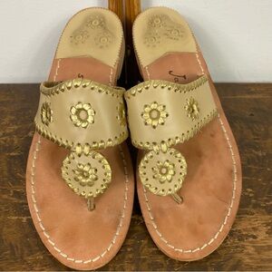 Jack Roger’s flat sandal tan & gold Sz 7M